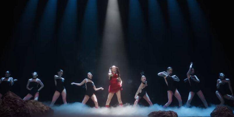 YouTube.com/BLACKPINK